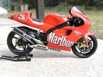 yzr500_marl_1.jpg